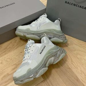 BALENCIAGA MEN’S TRIPLE S SNEAKER CLEAR SOLE – BB197