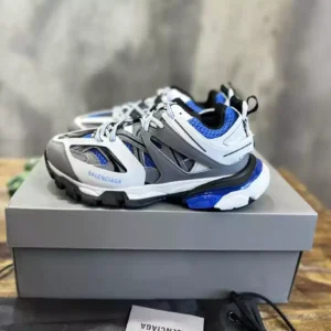 BALENCIAGA MEN’S TRACK SNEAKER – BB244