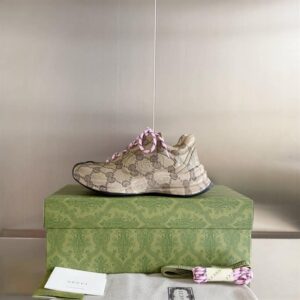 MEN’S GUCCI RUN SNEAKER – GC140