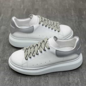 ALEXANDER MCQUEEN SNEAKER – AM22