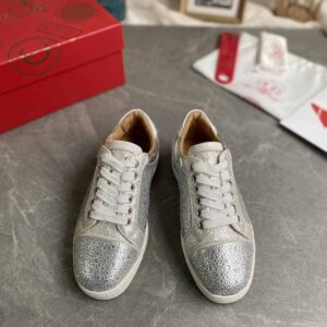 CHRISTIAN LOUBOUTIN LOW TOP SNEAKER – CL160