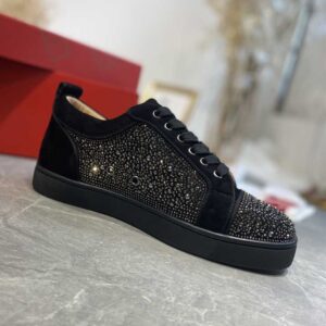 CHRISTIAN LOUBOUTIN LOW TOP SNEAKER – CL166