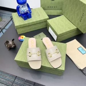 GUCCI SLIPPERS – SDG025