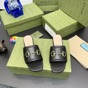GUCCI SLIPPERS – SDG026
