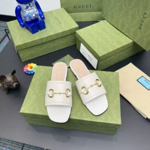GUCCI SLIPPERS – SDG027GUCCI SLIPPERS – SDG027
