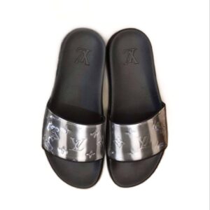 LOUIS VUITTON SLIDES – LVS3