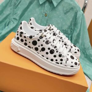 LV TIME OUT SNEAKER – LSVM041